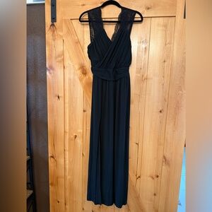 Elegant Black Lace Evening Gown